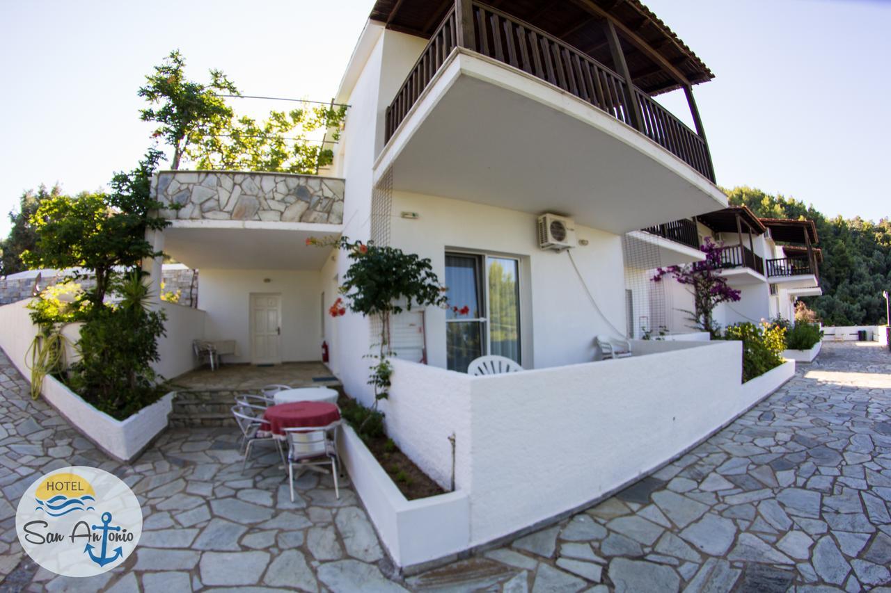 San Antonio Hotel & Apartments Megali Ammos  Bagian luar foto